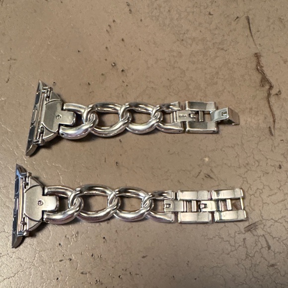 Brighton Interlock Noir Two Tone watch band - Picture 4 of 13